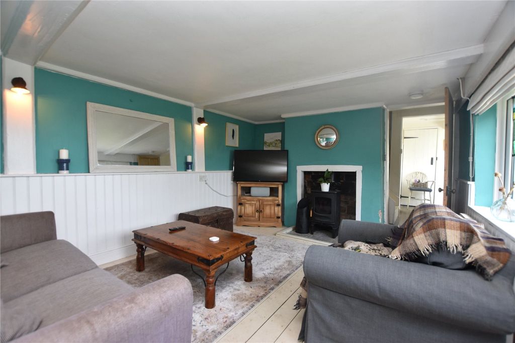 Property photo 2 of 29 Picture No. 06