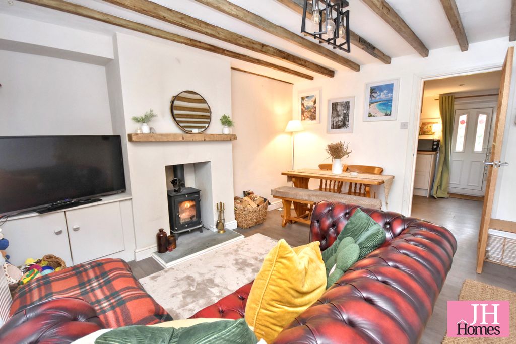 Property photo 2 of 13