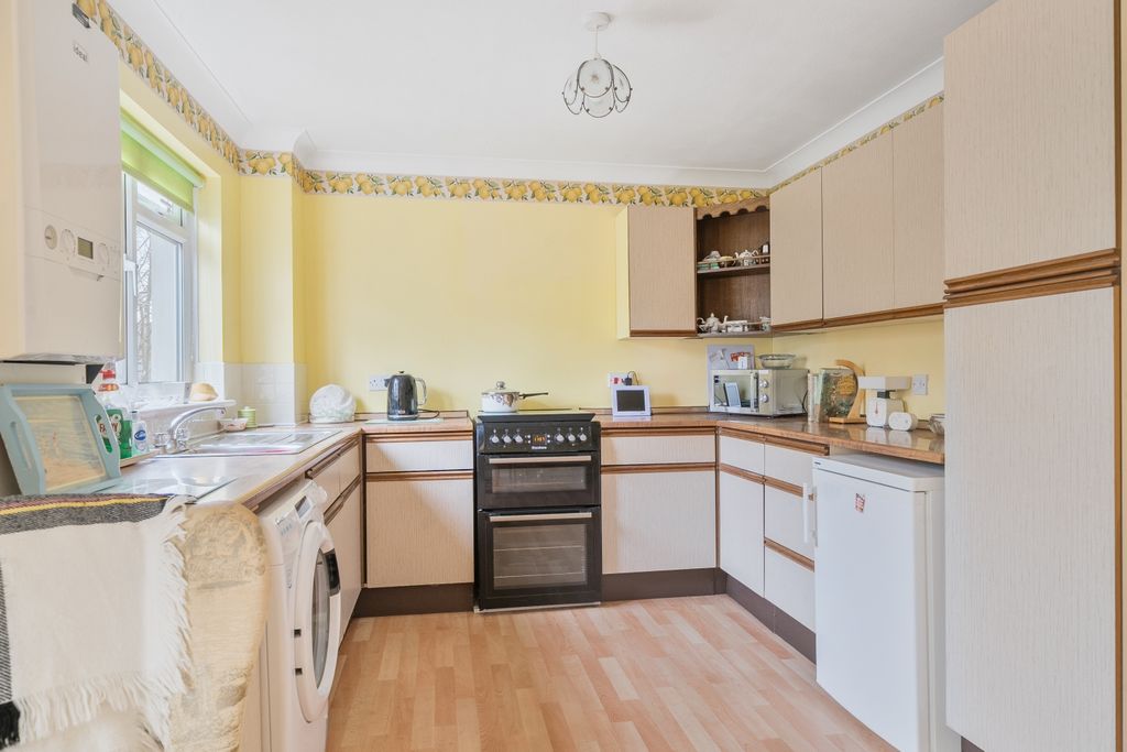 Property photo 2 of 21 1407296-13-6981Ecc1d3049