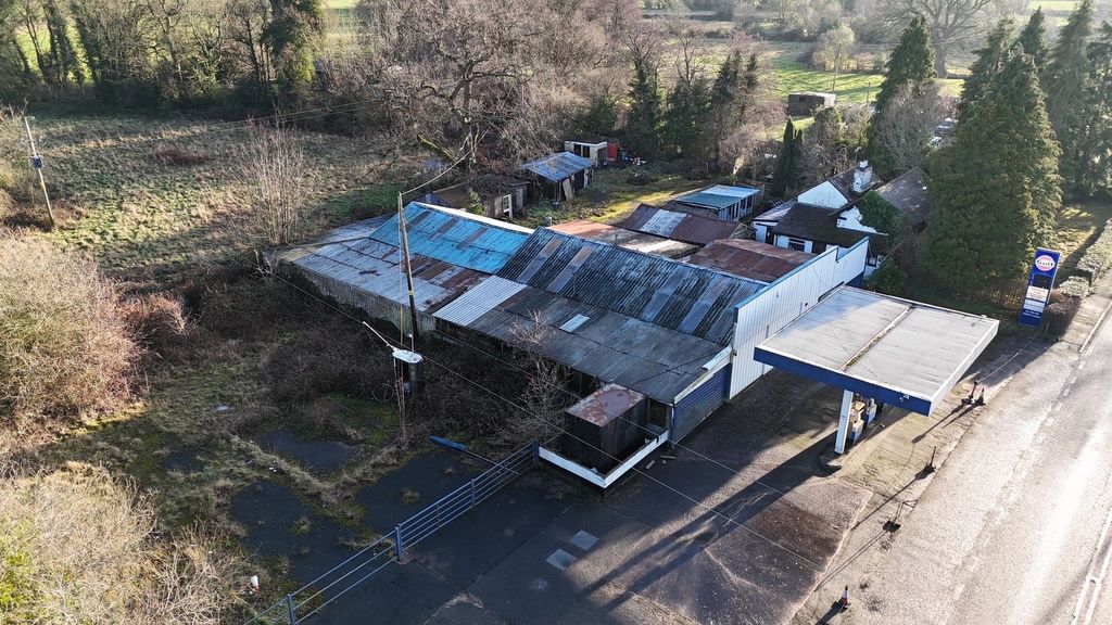 Property photo 3 of 31