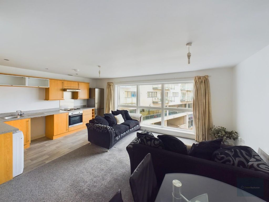 Property photo 2 of 7 Cam02549G0-Pr0130-St