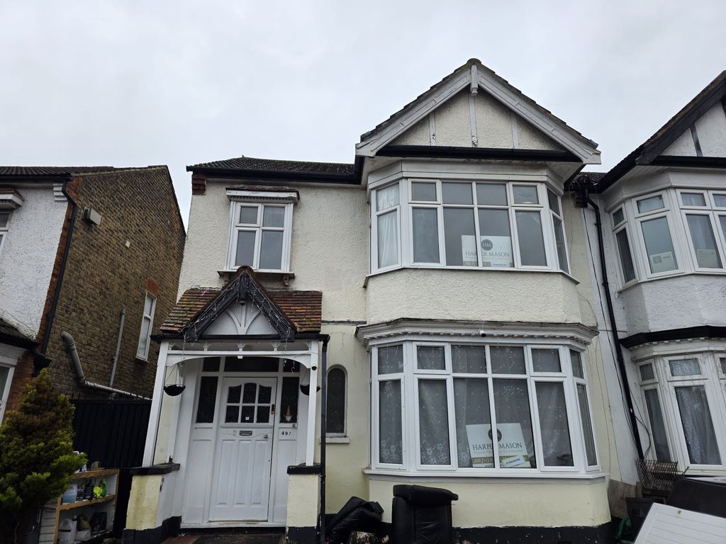 Property photo 1 of 1