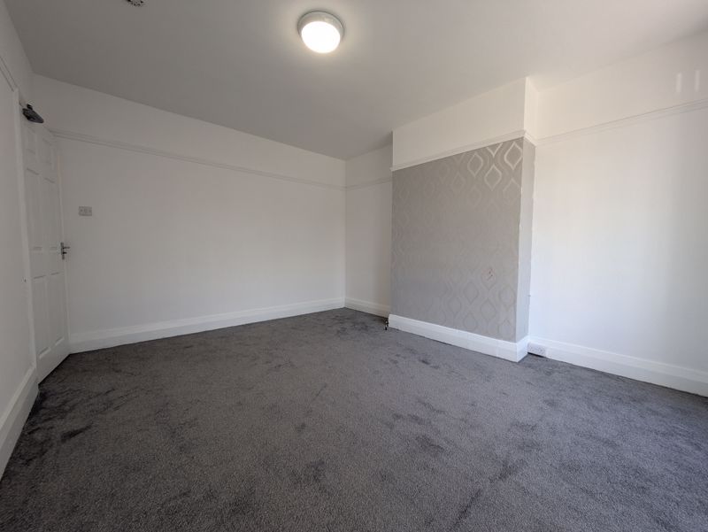 Property photo 2 of 16 Photo 8