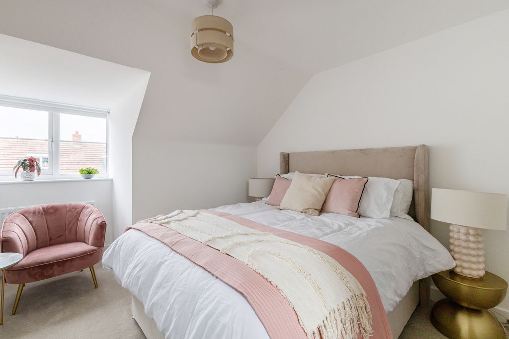 Property photo 3 of 7 Photo