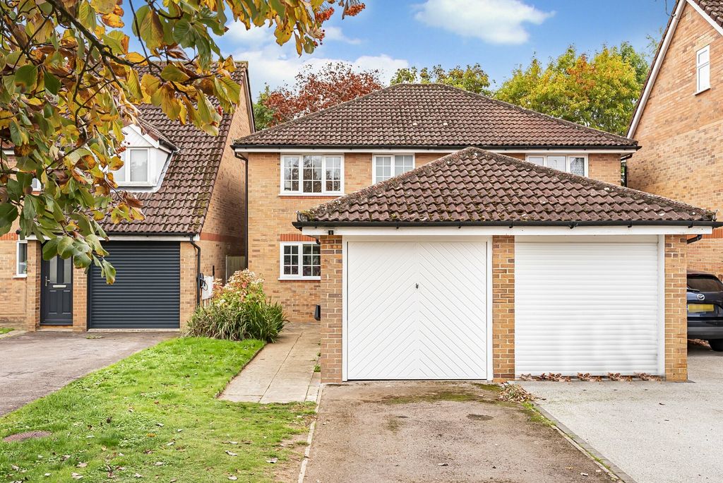 Property photo 1 of 12 Front