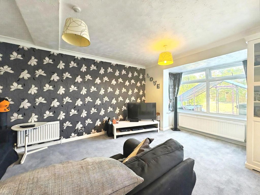 Property photo 3 of 20 Pbox-Img.Jpg