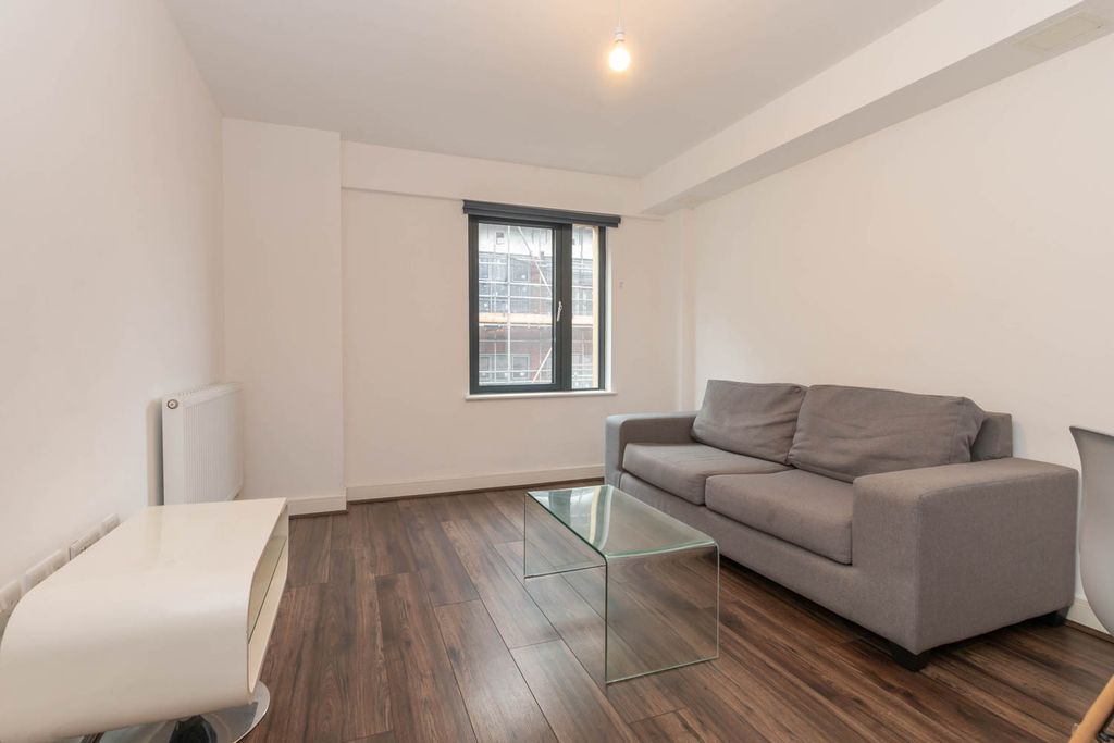 Property photo 3 of 9