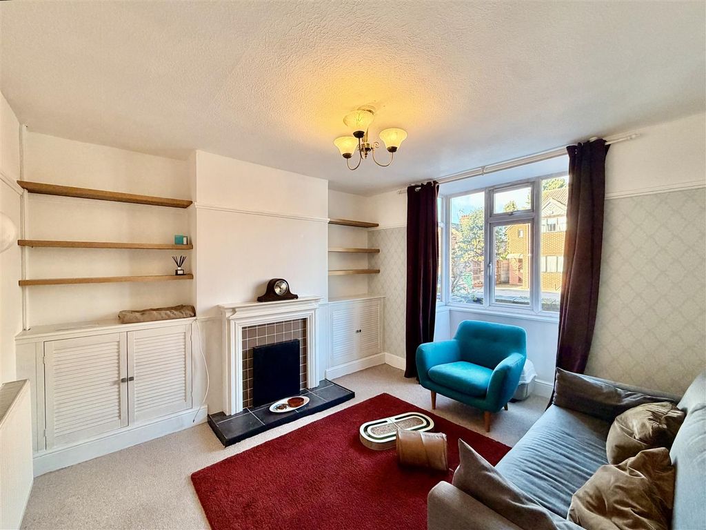 Property photo 2 of 19 2