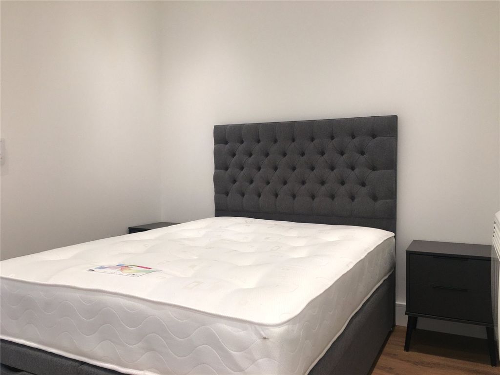 Property photo 3 of 6 Picture No. 13