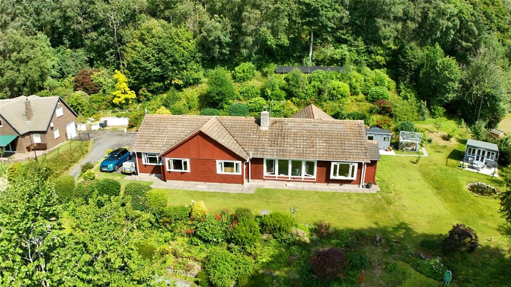 Property photo 2 of 23 Picture No. 26
