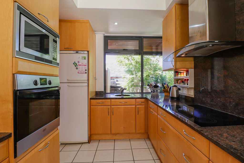 Property photo 3 of 59