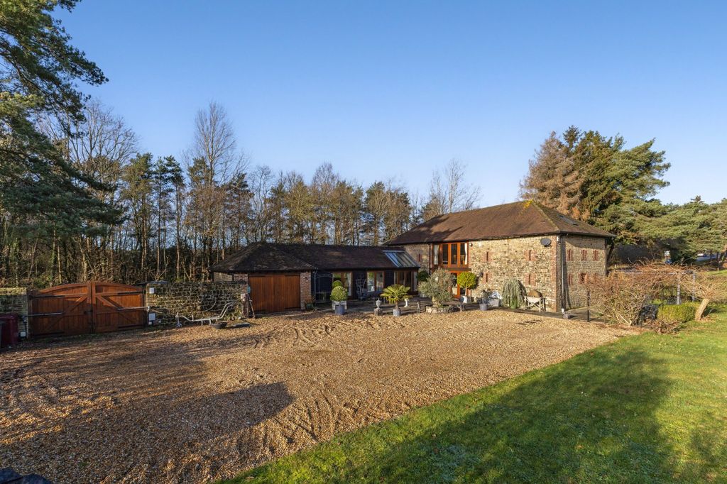 Property photo 1 of 15 The Barn