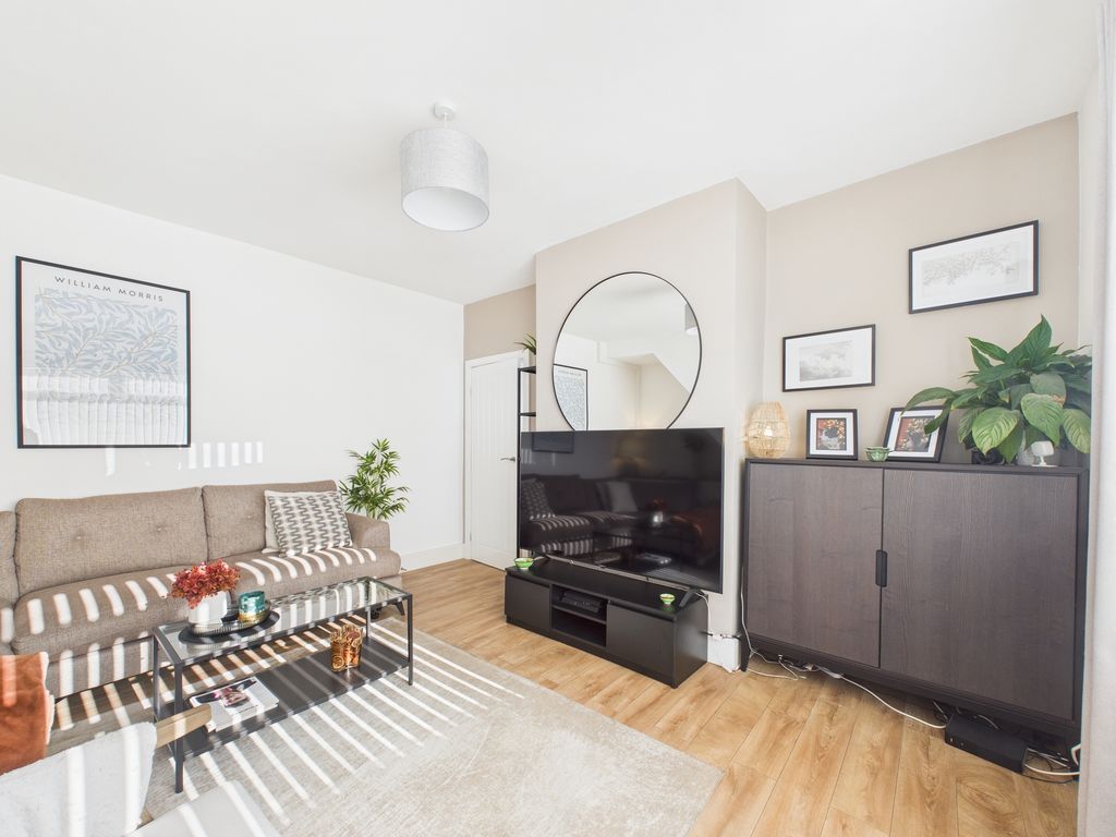 Property photo 1 of 35