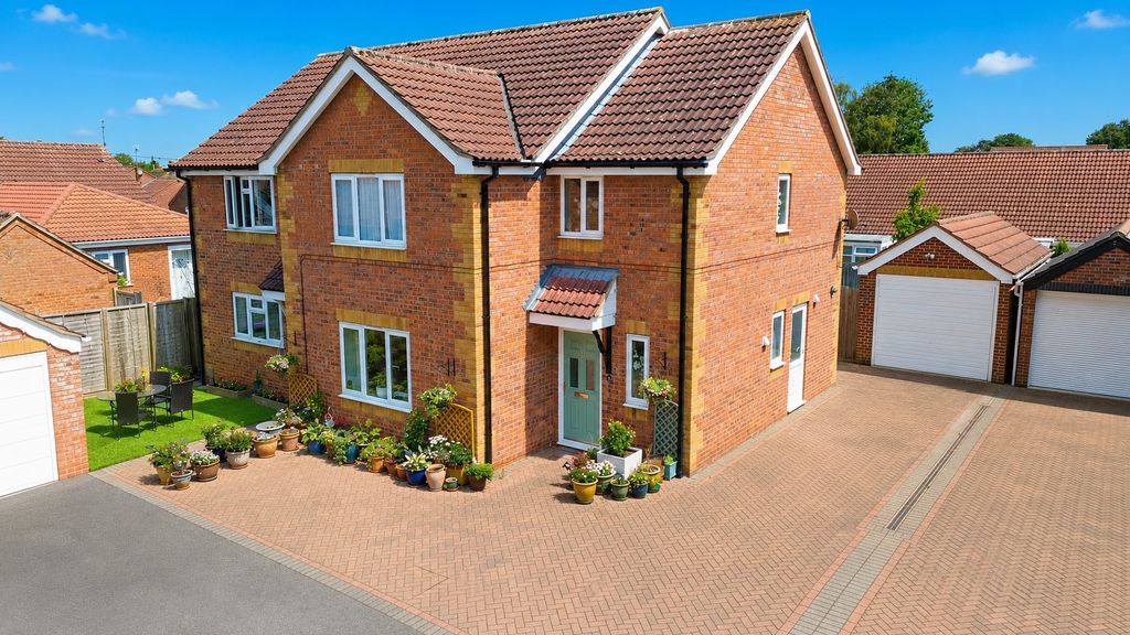 Property photo 1 of 13