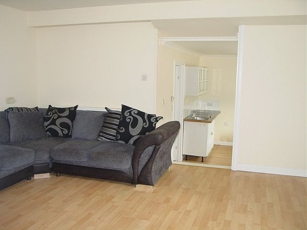 Property photo 2 of 7 1 Dashwood Lounge