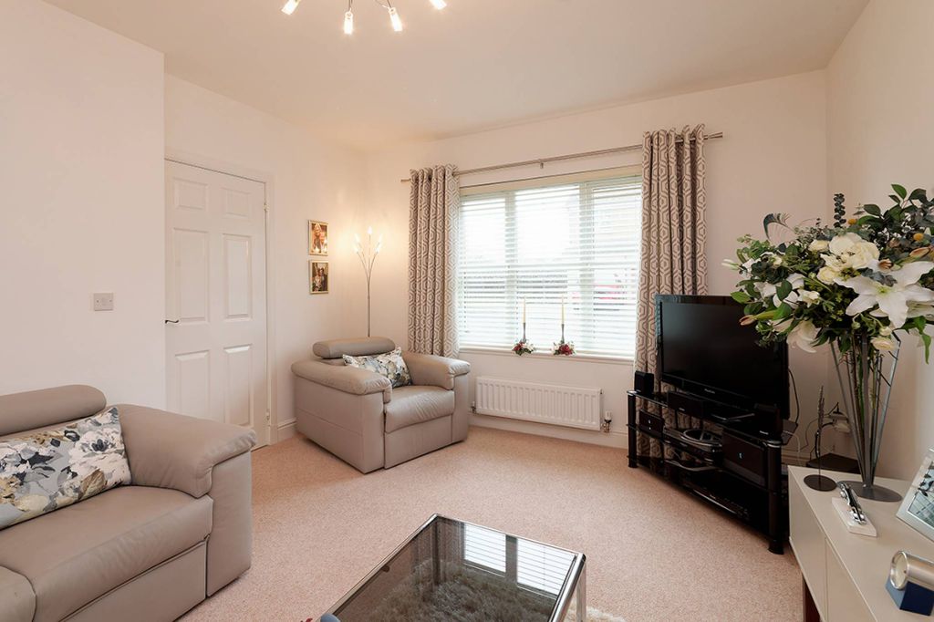 Property photo 3 of 30