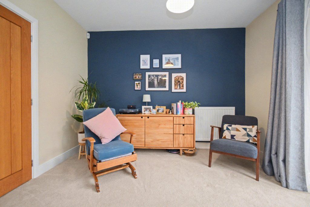 Property photo 3 of 19 Picture No. 32