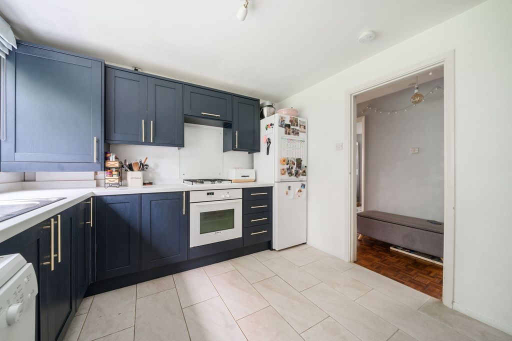 Property photo 3 of 14