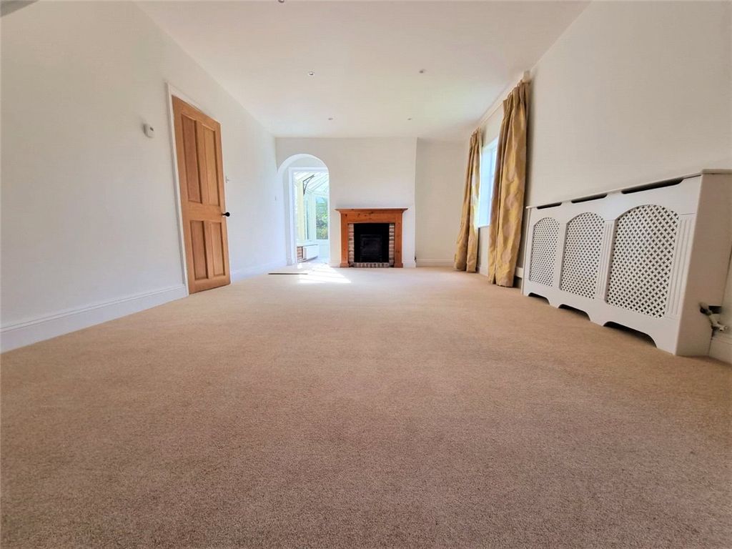 Property photo 3 of 12 Picture No. 19