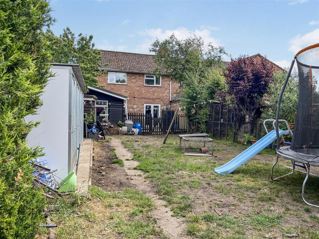 Property photo 2 of 22 Tlc_91c82895-Bac6-47d8-A78E-40A234E809d7_0B8Fcb1.J