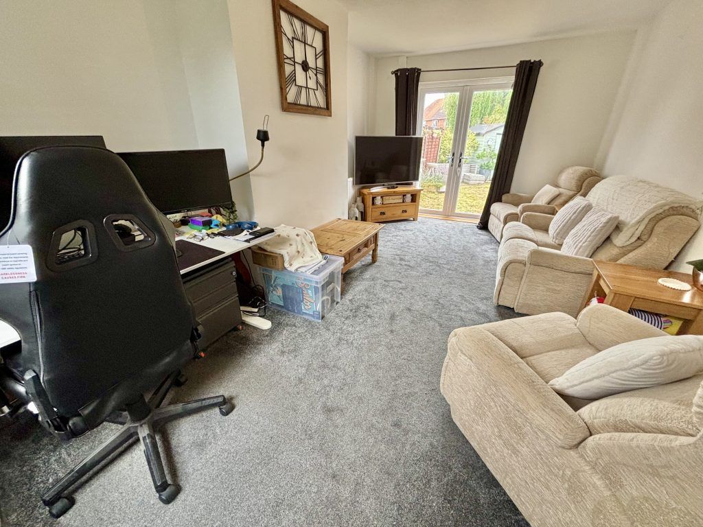 Property photo 3 of 14