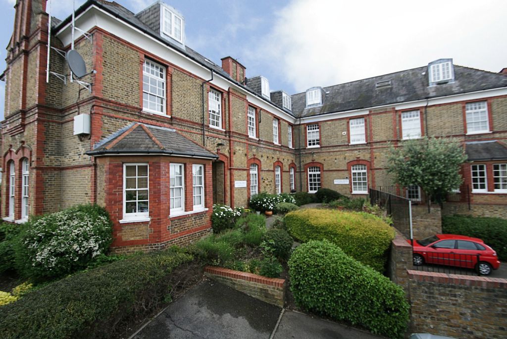 Property photo 1 of 5