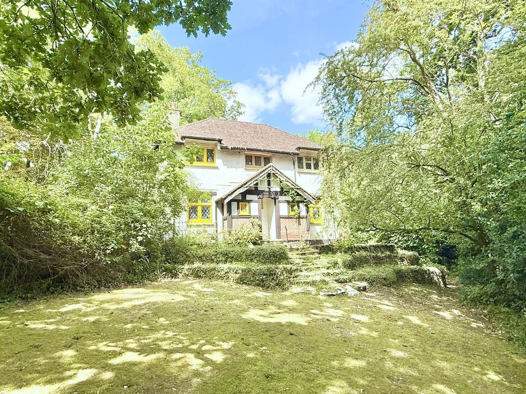 Property photo 1 of 35