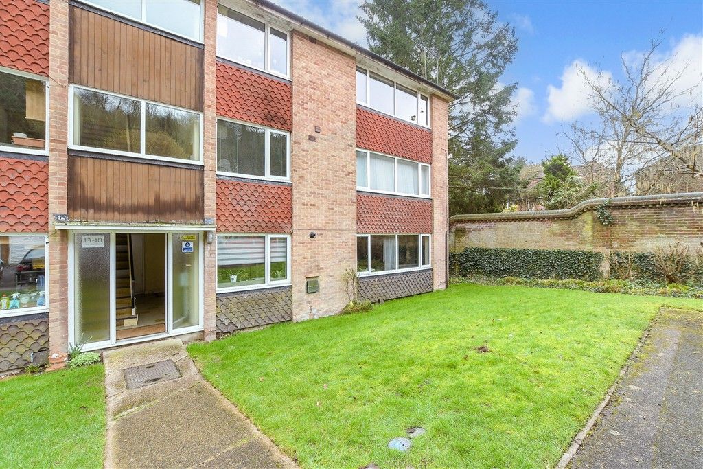 Property photo 1 of 12 External (Brochure)