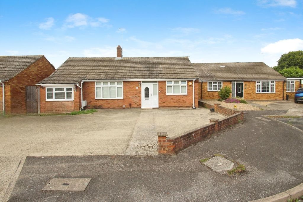 Property photo 1 of 24