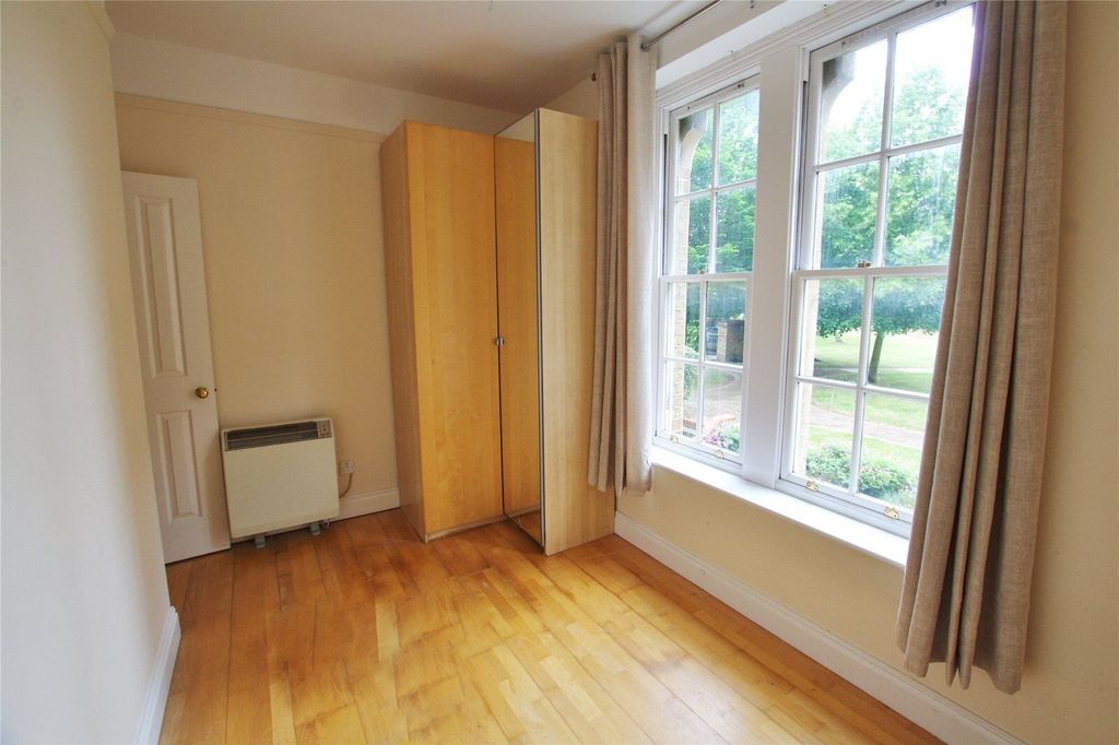 Property photo 3 of 7