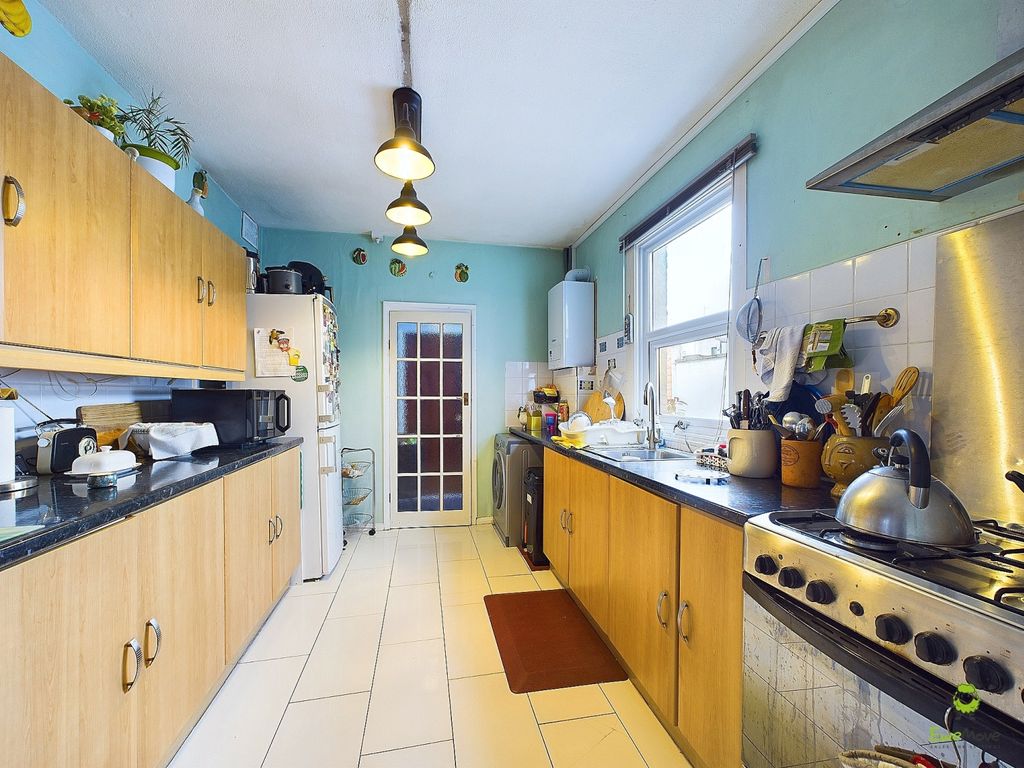 Property photo 3 of 13 Presented By Kevin At Ewemove Bexleyheath And Dart