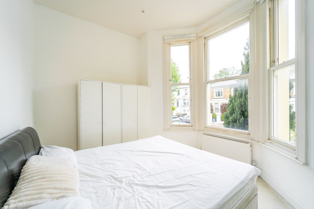 Property photo 3 of 12 Mba00821