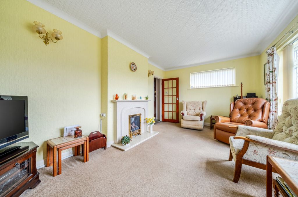 Property photo 2 of 21 1464424-7-6A0Db32A328Bd