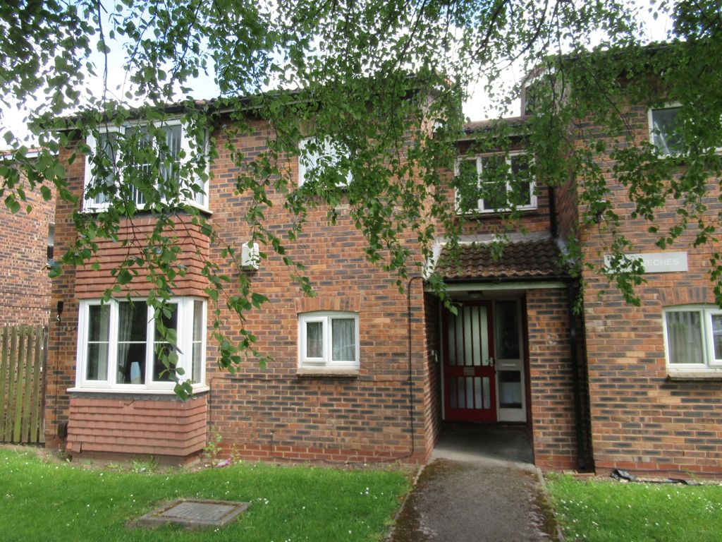 Property photo 1 of 8 Entrance To Flat
