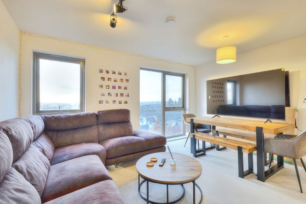 Property photo 3 of 16 Living Room