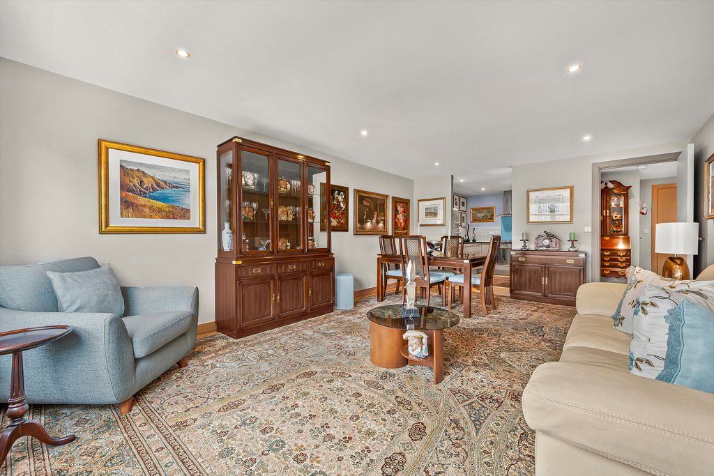 Property photo 3 of 9 Image