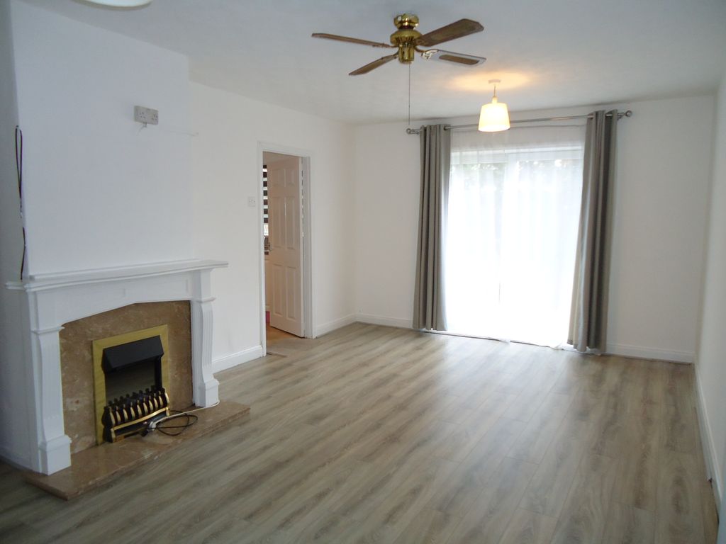 Property photo 3 of 16 Dsc02750
