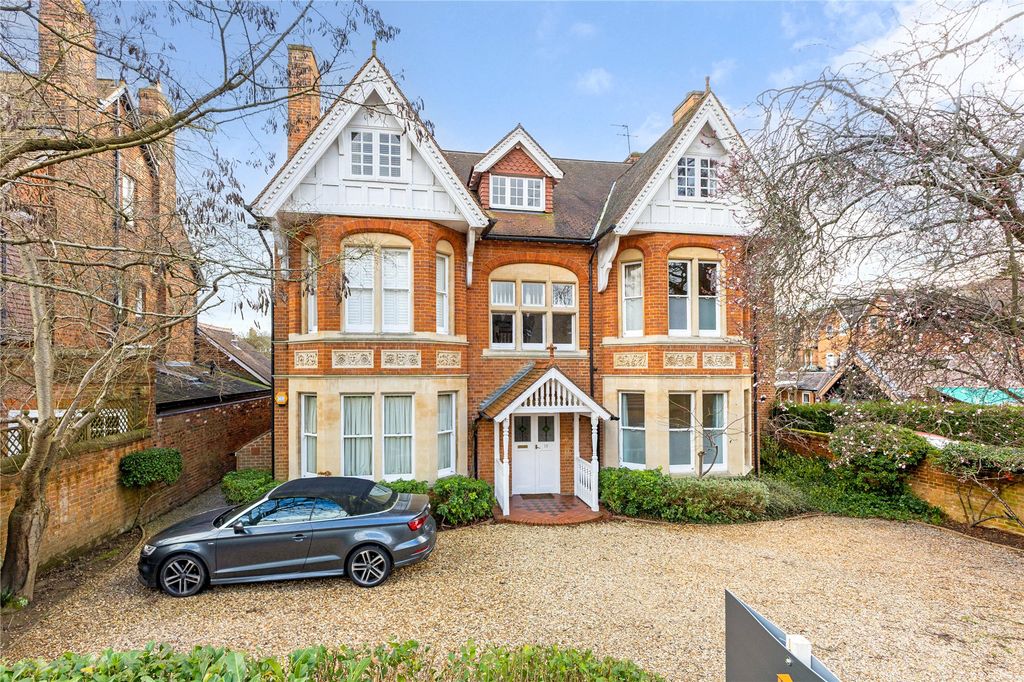 Property photo 2 of 23 Picture No. 03