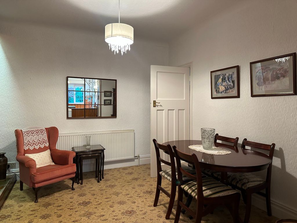 Property photo 2 of 35