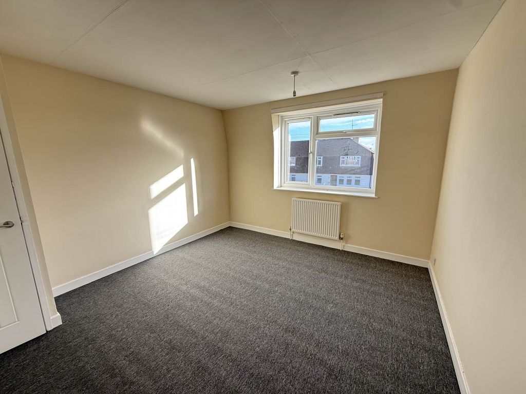 Property photo 3 of 11 Bedroom One