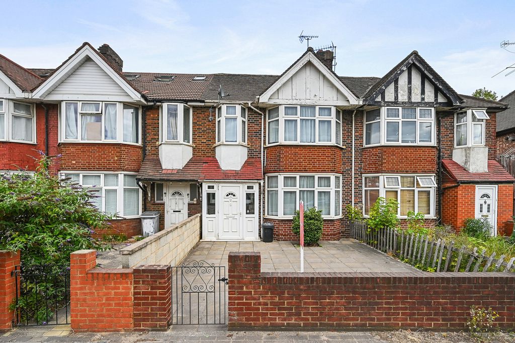 Property photo 1 of 12