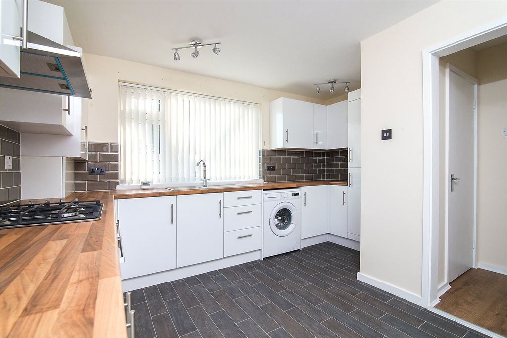 Property photo 3 of 18 Picture No. 06