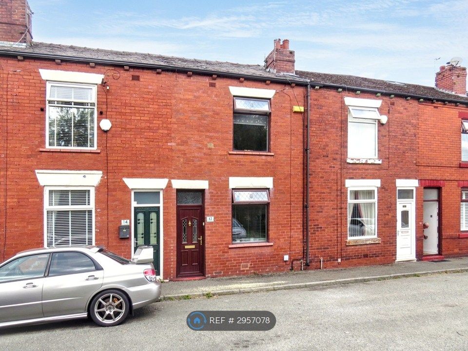 Property photo 1 of 12