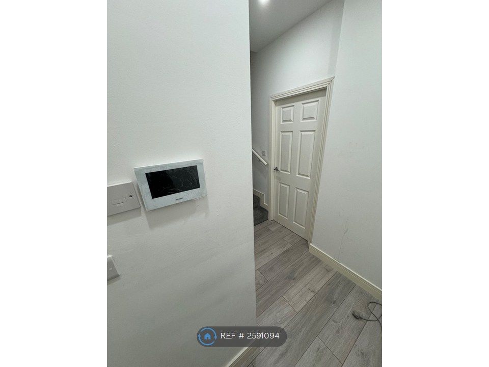 Property photo 1 of 35