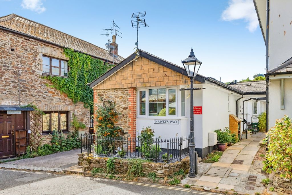 Property photo 1 of 17 Pbox-Img.Jpg