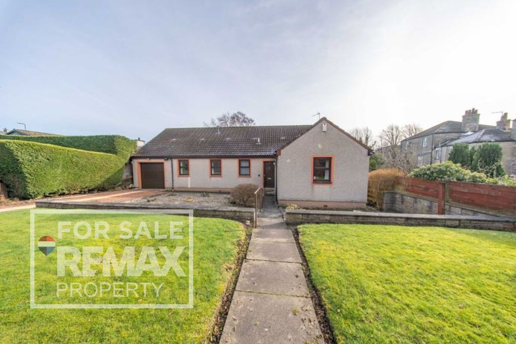 Property photo 1 of 24 Front