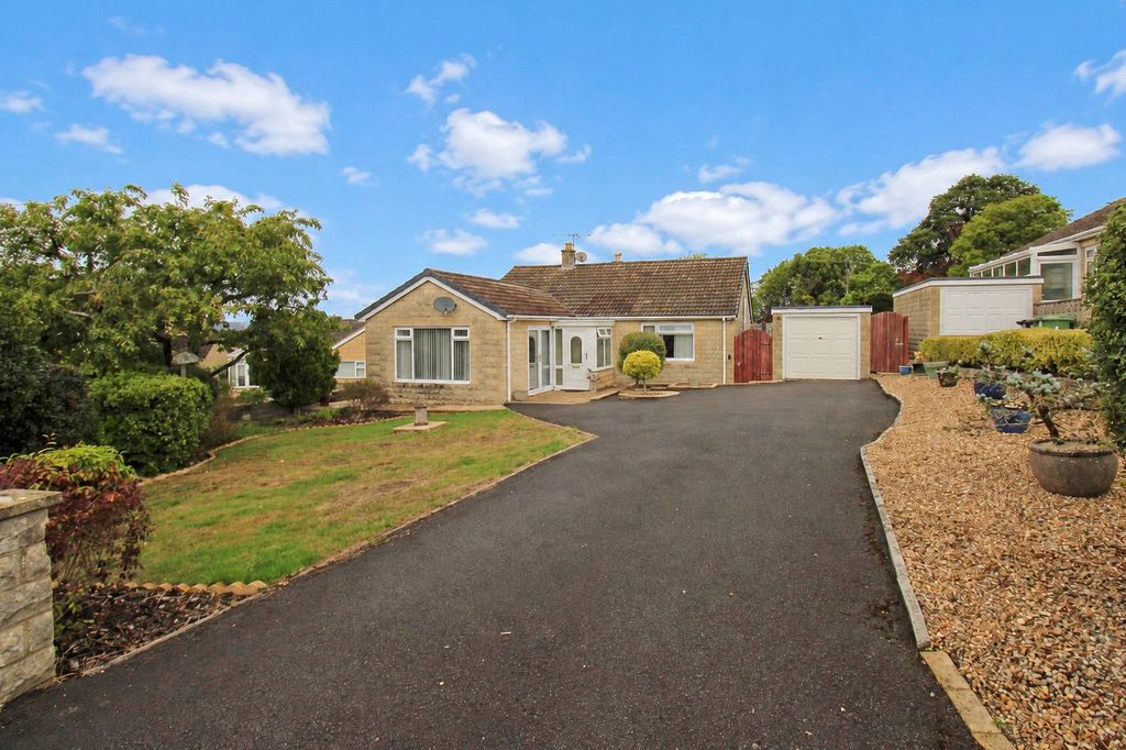 Property photo 1 of 19 Picture No. 01