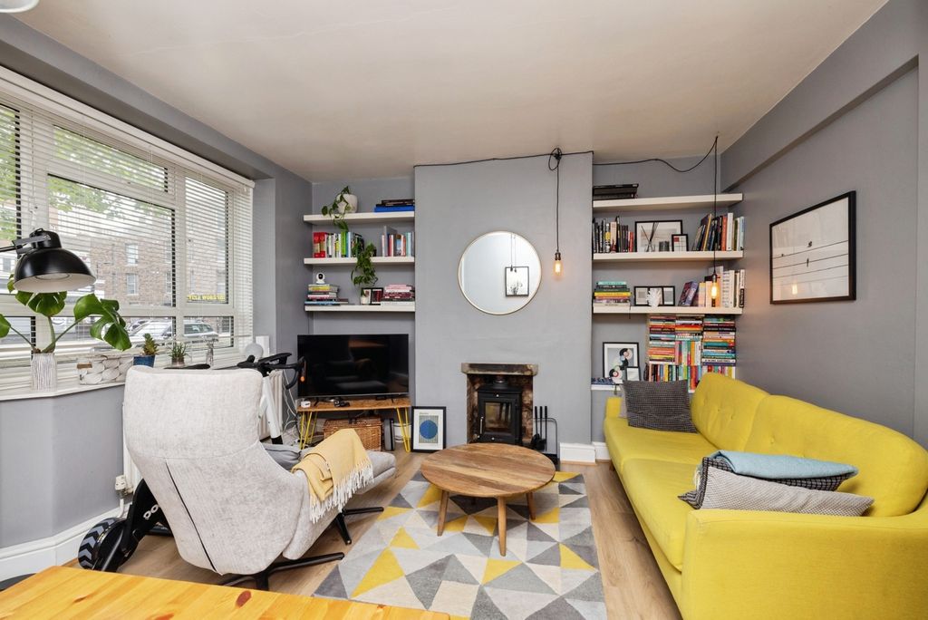 Property photo 1 of 19 Pbox-Img.Jpg