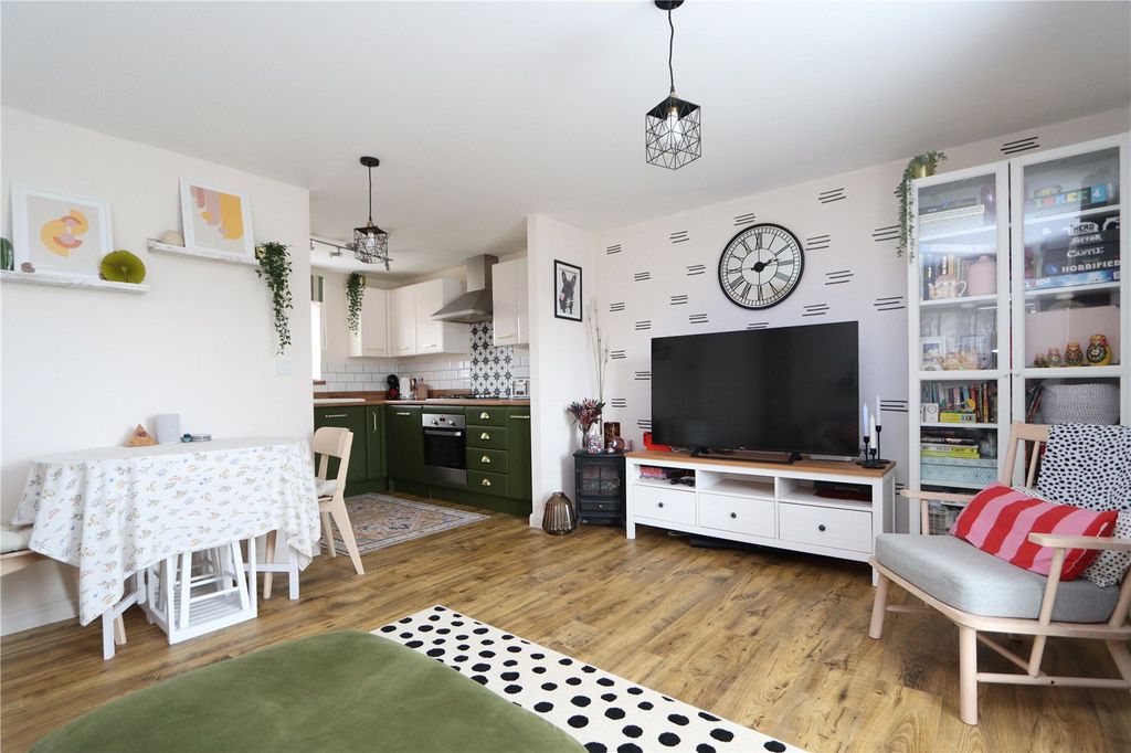 Property photo 2 of 13 Picture No. 07