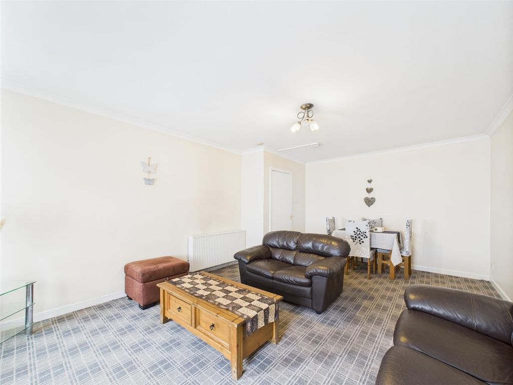 Property photo 2 of 14 Cam01486G0-Pr0823-Still005.Jpg